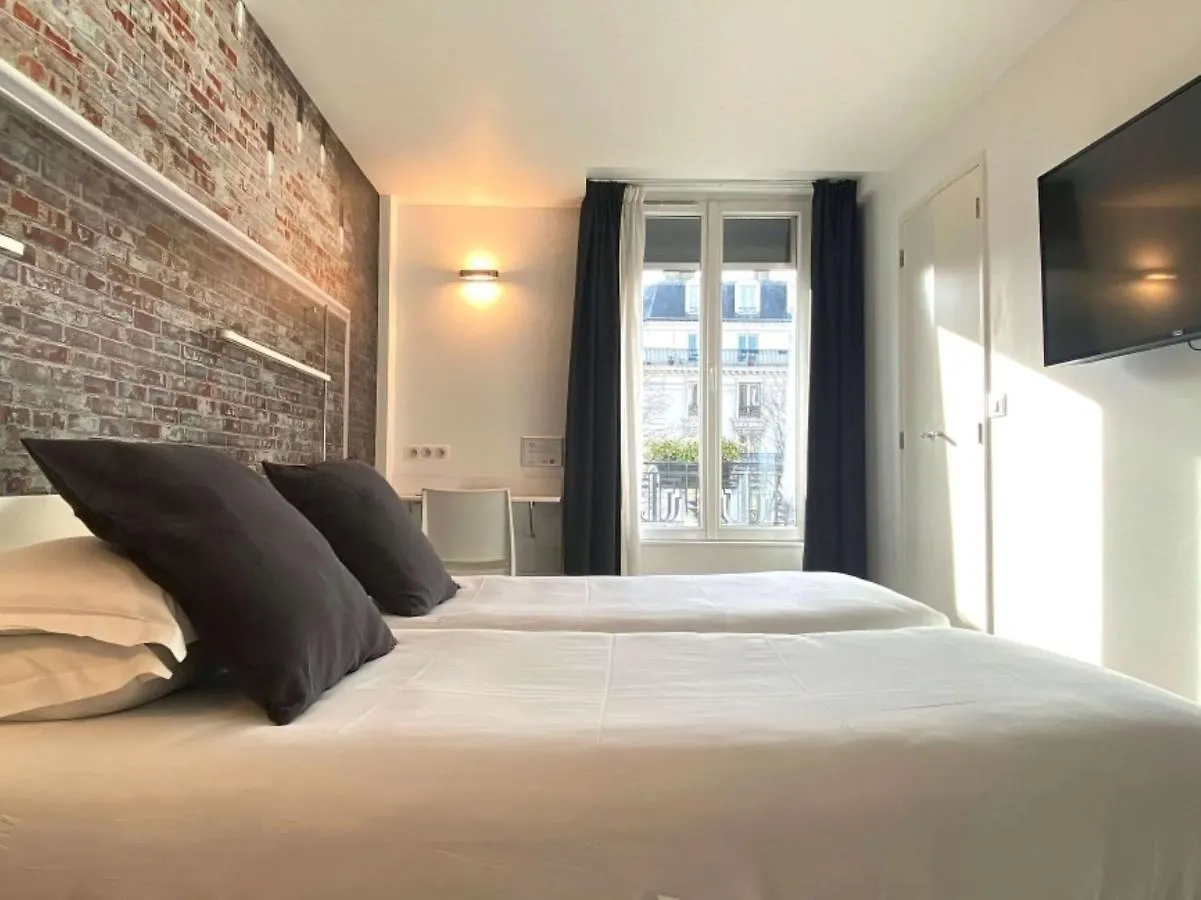Western Le Montparnasse Hotel