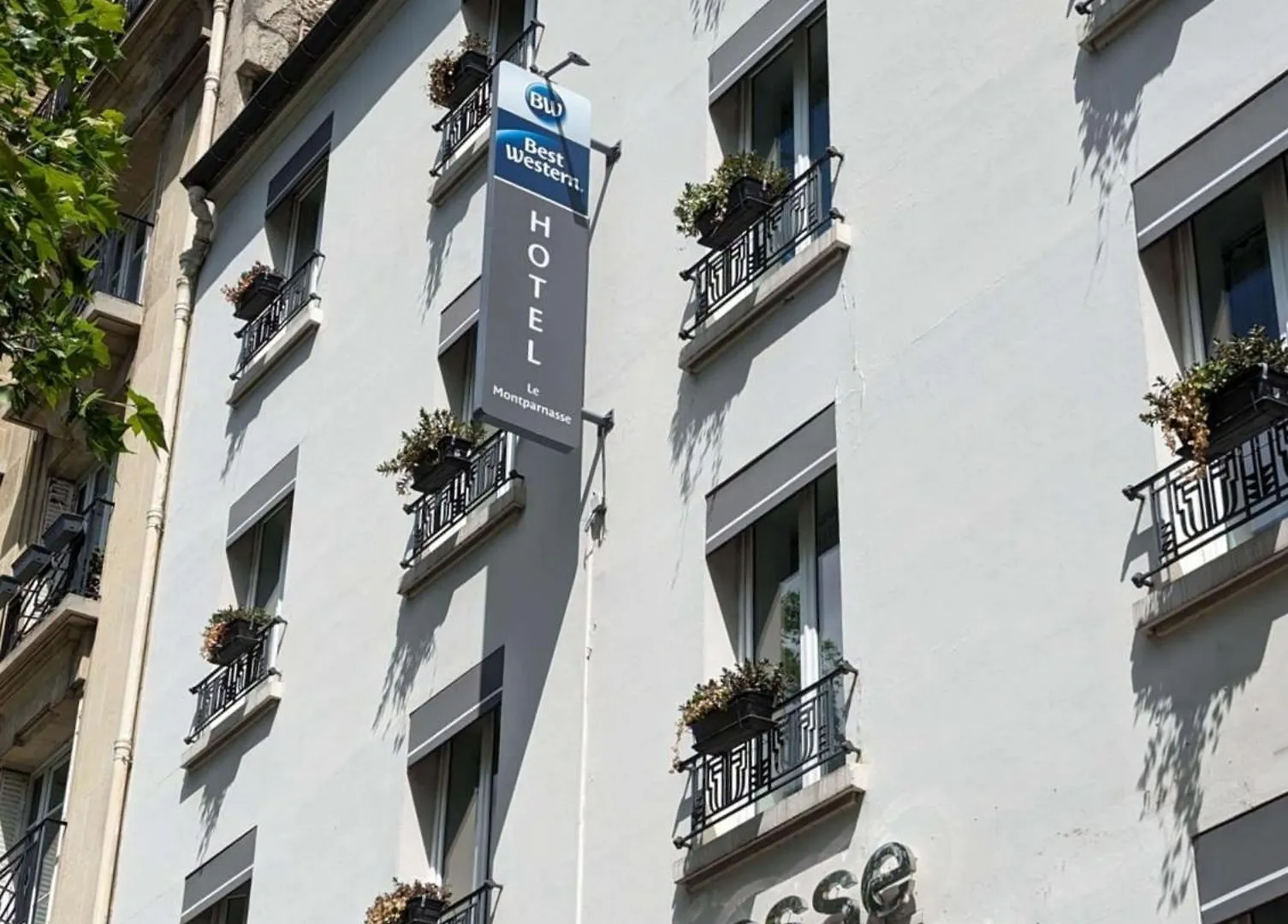 Western Le Montparnasse Hotel 3*