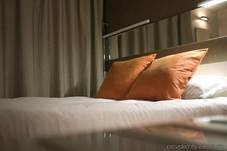 Otel Western Le Montparnasse