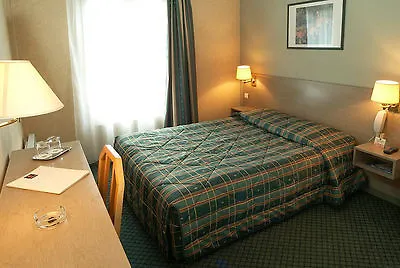 Western Le Montparnasse Otel